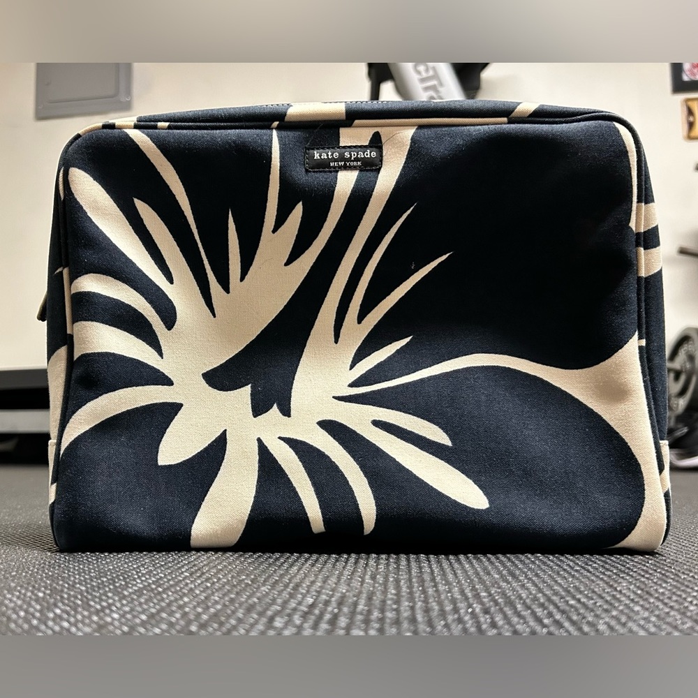 Vintage Kate Spade large toiletries bag